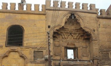 السياحة توضح حقيقة أعمال مسجد الأمير عثمان في جرجا