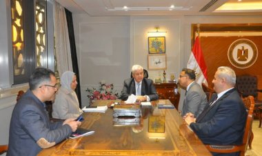 وزير التعليم العالي يستقبل رئيس جامعة ولفرهامبتون لبحث سبل تعزيز التعاون الأكاديمي المشترك