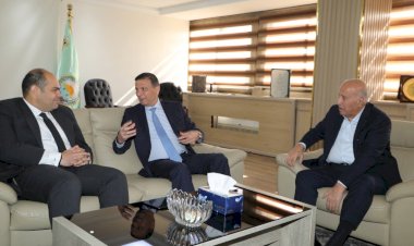 وزير الزراعة ورئيس "حماية المنافسة" يبحثان مع اتحاد الدواجن آليات ضبط السوق