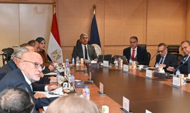 وزير السياحة والآثار يترأس اجتماع مجلس إدارة الهيئة المصرية العامة للتنشيط السياحي