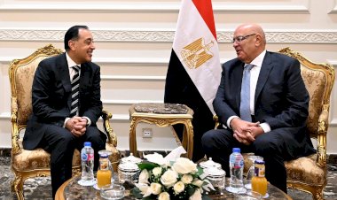 رئيس الوزراء يهنئ المستشار هشام بدوي رئيس مجلس النواب بتولي مهام منصبه