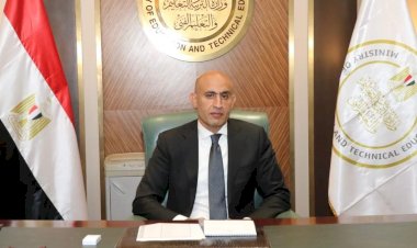 وزير التعليم يعلن حركة تغييرات وتنقلات لمديري ووكلاء المديريات