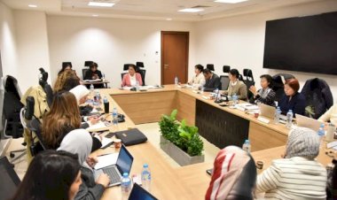 نائب وزير الصحة تبحث تطوير المرحلة الثانية من مشروع «مركز الخدمة المجمعة» لدعم النساء والفتيات