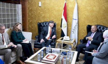 نائب رئيس مجلس الوزراء للتنمية الصناعية وزير الصناعة والنقل يستقبل  نائب وزير الخارجية الأمريكي، لبحث تعزيز التعاون المشترك في مجالي النقل والصناعة