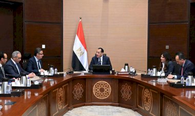 رئيس الوزراء يتابع مع وزير التموين خطة الاستعداد لاستقبال شهر رمضان المعظم 2026