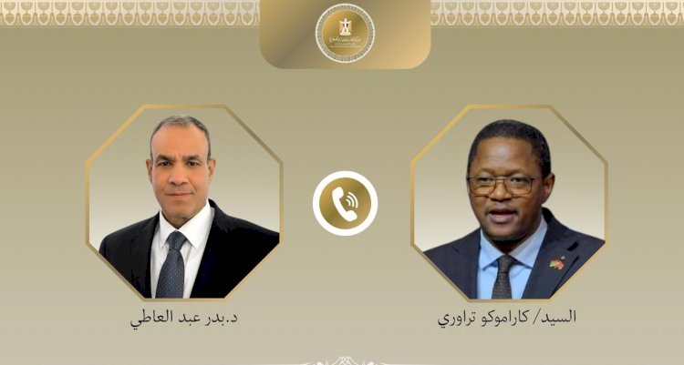 اتصال هاتفي بين وزير الخارجية ونظيره البوركيني