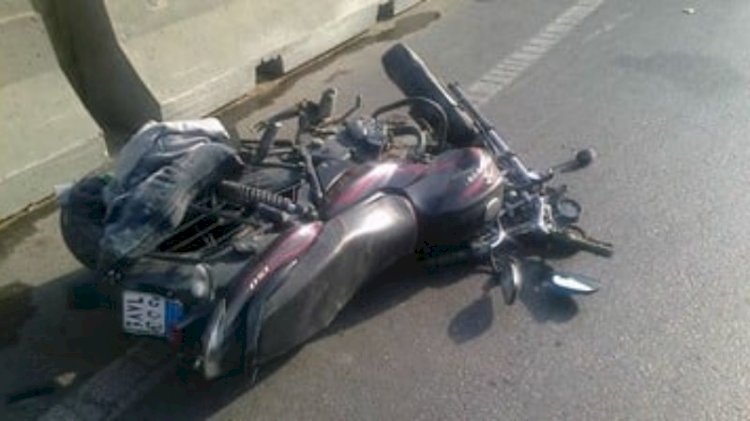 مصرع شابين فى حادث انقلاب دراجة نارية بنجع حمادي