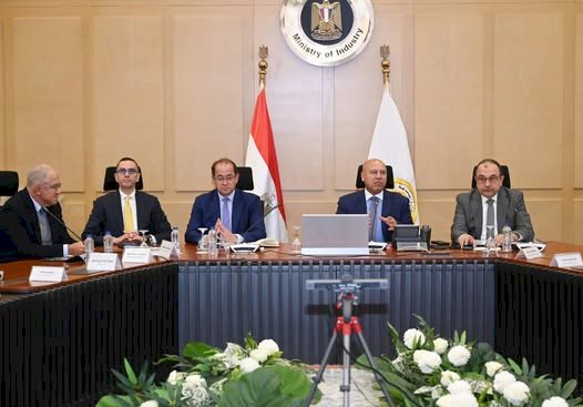 وزير الصناعة والنقل يترأس اجتماع مجلس إدارة مركز تحديث الصناعة