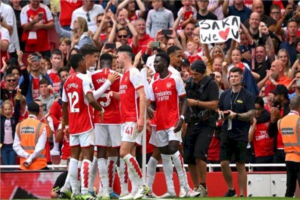 أرسنال فى ضيافة ليدز يونايتد لإنعاش مسيرته نحو لقب الدوري الإنجليزي