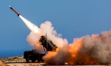 إعلام إسرائيلي: ترامب لا يستبعد الخيار العسكري ضد إيران ويفضل مفاوضات صارمة