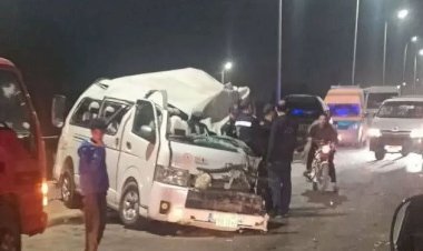 مصرع 4 وإصابة 12 في تصادم مروع بالكوم الأحمر