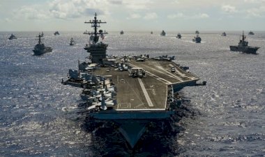 يصل قريبا ..ترامب : لدينا أسطول بحري ضخم يتجه نحو الشرق الأوسط