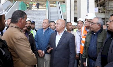 وزير النقل يتفقد مواقع العمل بالخط الأول من شبكة القطار الكهربائي في المسافة من العلمين حتى الإسكندرية