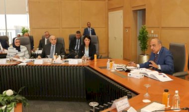 وزير الكهرباء يترأس اجتماع الجمعية العامة للشركة المصرية لنقل الكهرباء