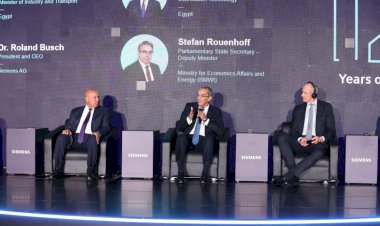 وزير الاتصالات وتكنولوجيا المعلومات: هدفنا تقديم الخدمات الحكومية الرقمية بشكل ميسر للمواطنين