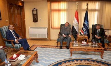 الفريق أسامة ربيع يستقبل رئيس المحكمة الدستورية العليا ورؤساء المحاكم والمجالس الدستورية الإفريقية