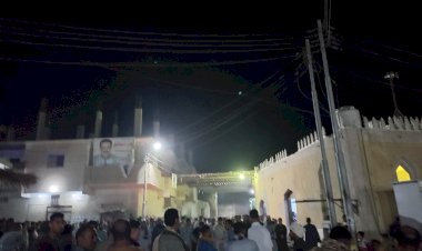 أهالي دشنا يشيعون جثامين 7 ضحايا حادث العودة من ليبيا