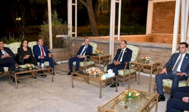 وزير الخارجية يلتقي أبناء الجالية المصرية في أديس أبابا