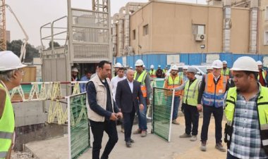 بيان عن حدوث كسر في ماسورة مياه وهبوط أرضي بجوار أحد العقارات بمنطقة مصر القديمة