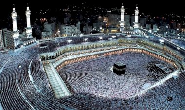 وزارة السياحة تتابع على انتظام رحلات العمرة وسير البرامج المعتمدة خلال شهر رمضان المبارك