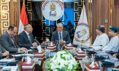 وزير الإنتاج الحربي يستقبل وفد عماني من وزارة الزراعة العمانية
