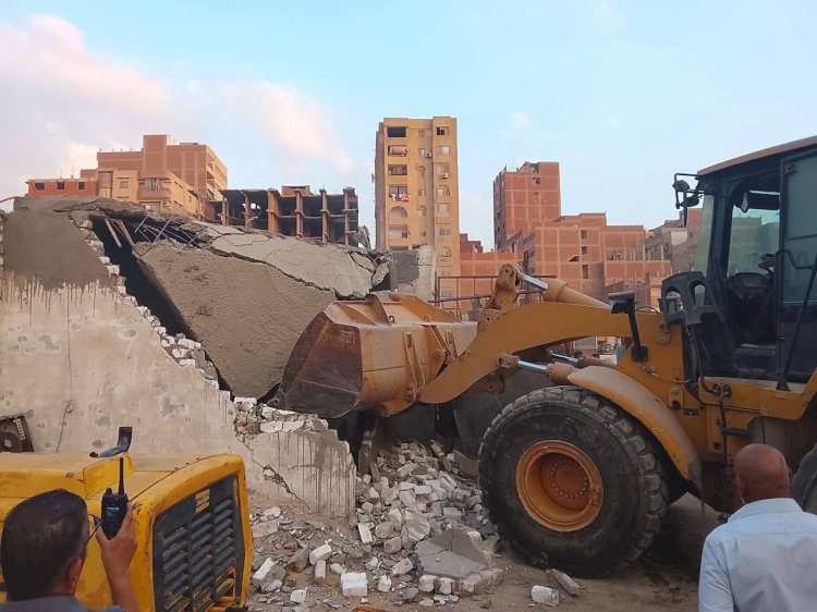 وزيرة التنمية تستعرض تقريراً حول نتائج المرحلة الأولي من الموجة الـ28 لإزالة التعديات