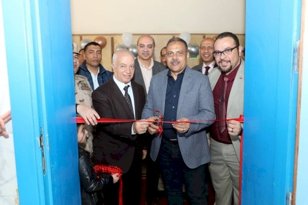محافظ الشرقية يفتتح وحدة التأهيل الرئوي بمستشفى الصدر بالزقازيق
