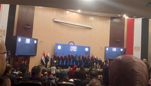 النيابة تقرر حجز المتهم بالدعوة إلى حفل يوم فى جزيرة ابستين