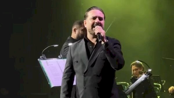 وائل جسار يحيي حفل عيد الحب على مسرح النافورة بدار الأوبرا الليلة