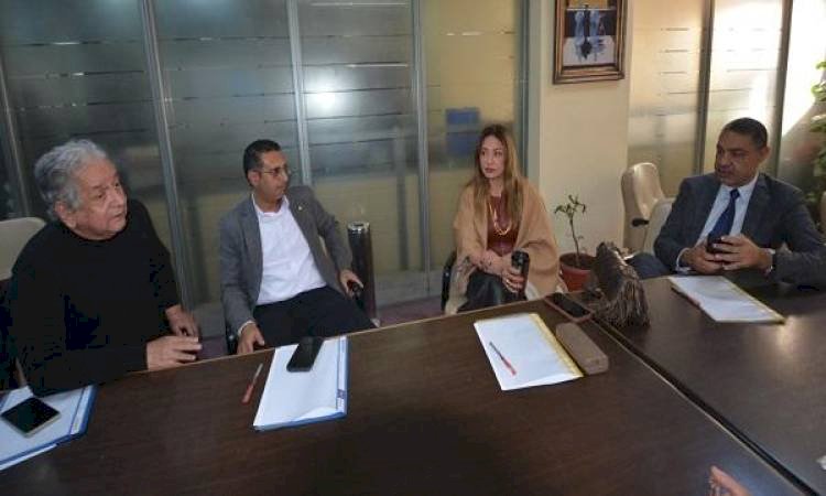 اجتماع اللجنة العليا والفنية لمهرجان السينما لمناقشة تفاصيل الدورة الـ25