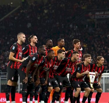 ميلان يقص شريط الجولة الـ25 بالدورى الإيطالى أمام بيزا