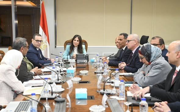 وزيرة الإسكان تلتقي مسئولي شركة توريك لمتابعة موقف المبيعات وتسويق مشروعات المدن الجديدة