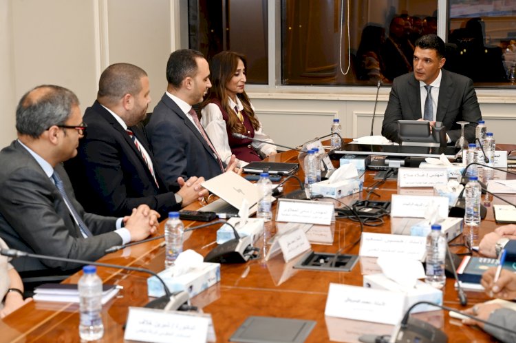 وزير الصناعة يبحث مع شركة نيسان للسيارات خطط الشركة للتوسع بالسوق المصري والتصدير للأسواق الإفريقية