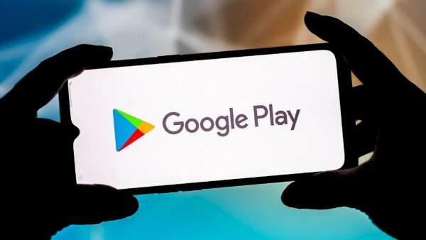 جوجل تحبط 27 مليون تطبيق خبيث قبل أن يصل إلى هاتفك