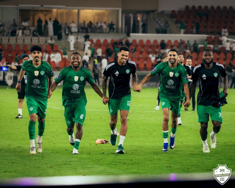 الأهلي يصطدم بالرياض في صراع القمة والقاع بالدوري السعودي