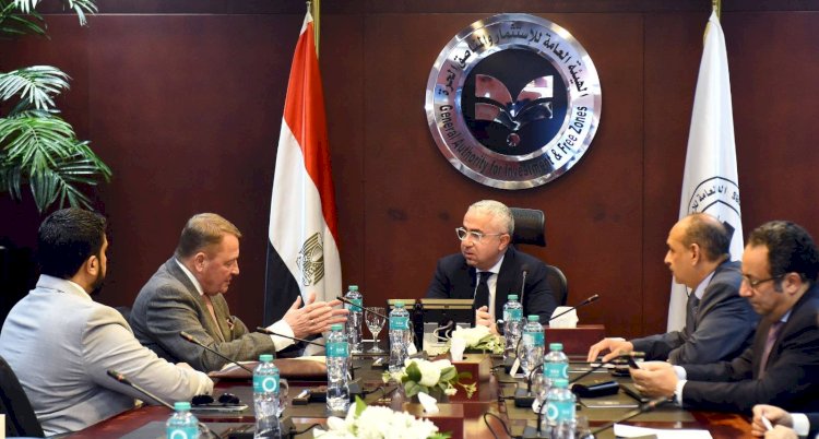 الهيئة العامة للاستثمار والمناطق الحرة وشركة جارديان جلاس يبحثان خطط توسع الشركة في مصر