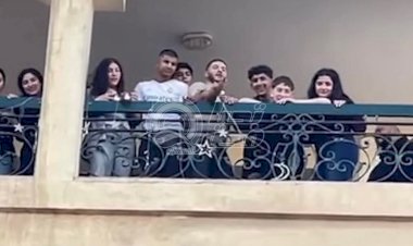 التحقيق مع فتيات شاركن فى إلقاء المصلين بأكياس المياه