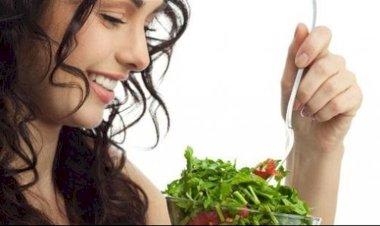 أخصائي سمنة يحذر من أنظمة للريجيم تضر بصحة الكبد