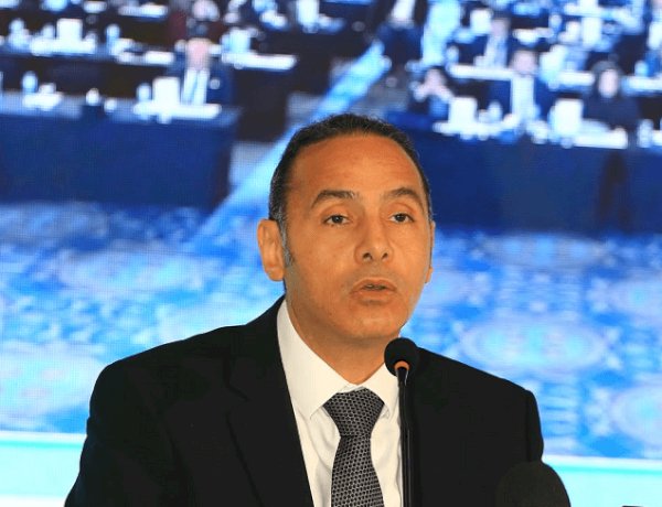 قرار جمهوري بتكليف الدكتور إسلام عزام برئاسة الهيئة العامة للرقابة المالية