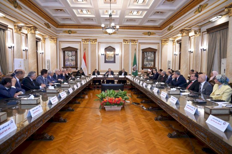 وزير التعليم العالي يترأس اجتماع المجلس الأعلى للجامعات بجامعة القاهرة