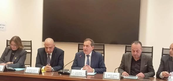 وزير الكهرباء يلتقي المستشار هشام بدوي رئيس مجلس النواب