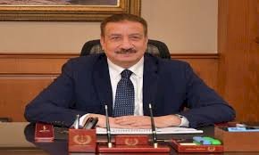 محافظ بورسعيد يُصدق على حركة تنقلات رؤساء الأحياء