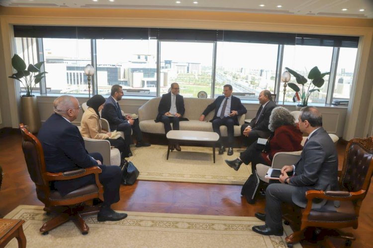 وزير الزراعة يبحث مع وفد "الإيفاد" مشروعات التعاون المشترك لدعم صغار المزارعين