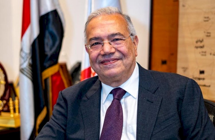 المصريين الأحرار يدين استهداف منشآت الطاقة بالخليج ويحذر من تداعياته على استقرار الإقليم