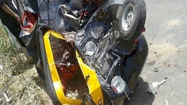 مصرع شاب وإصابة اثنين آخرين فى حادث تصادم سيارة ربع نقل وتوك توك