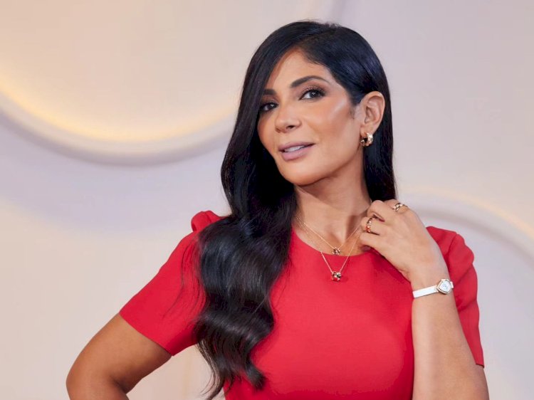 علمتونا يا وزراء الكاميرا .. منى زكي تشيد بـ مسلسل حكاية نرجس