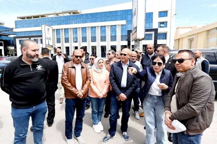 وزيرة الإسكان تتابع تطوير المحور المركزي الموازي وتؤكد الالتزام بالجداول الزمنية ومعايير الجودة