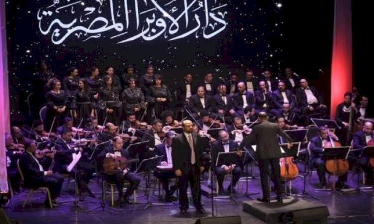 أحمد عامر يقود فرقة عبد الحليم نويرة فى ليلة فى حب نجاة الصغيرة