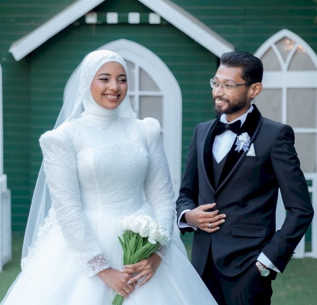 الأنباء الدولية تهنئ الاستاذة رحاب مصطفى بحفل زفاف ابنتها