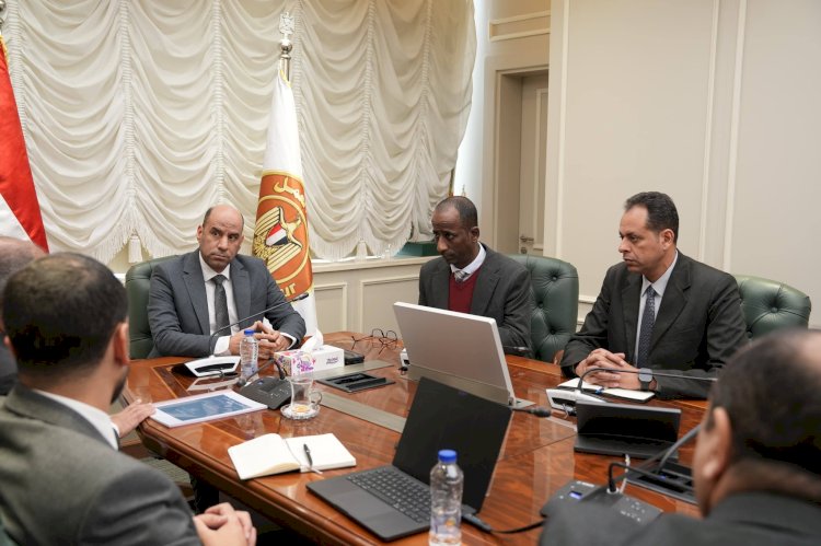 تعاون بين وزارة العمل والجامعة البريطانية لتأهيل الشباب لسوق العمل الإيطالي وتطوير منصة تشغيل